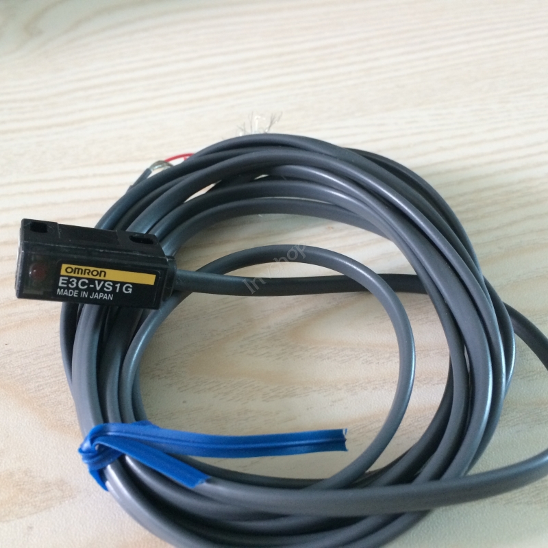 OMRON E3C-VS1G Photoelectric switch