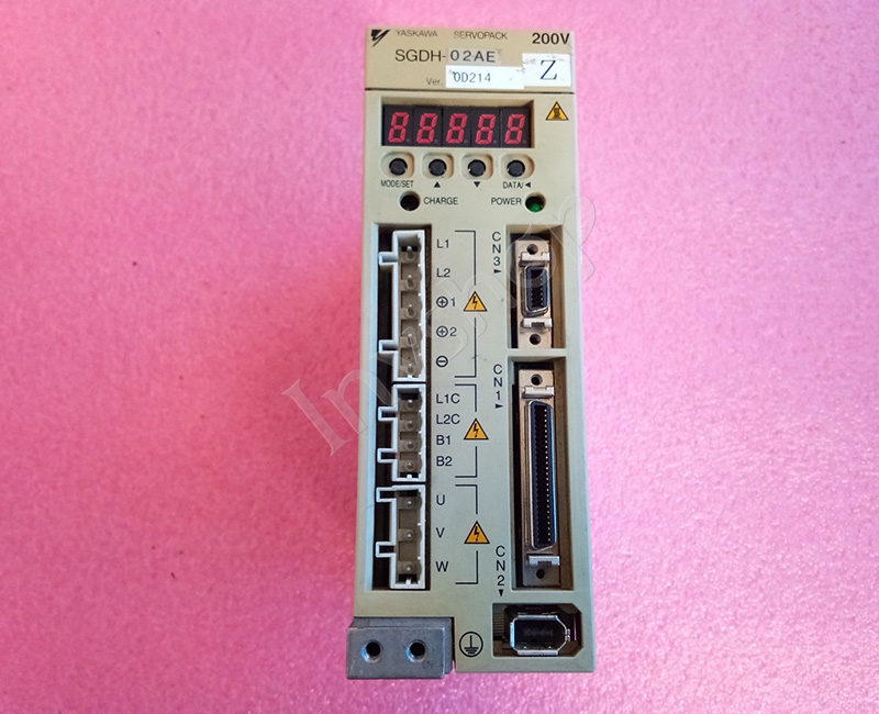 SGDH-04-AE-Servo-Treiber