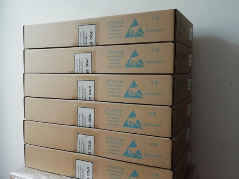 5,7 Zoll 320 * 240 CSTN-LCD-Display mit 4-Draht-Resistive Touch ER057005NJ6