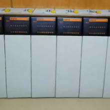 INPUT UNIT CQM1-ID213 OMRON PLC CQM1-ID213