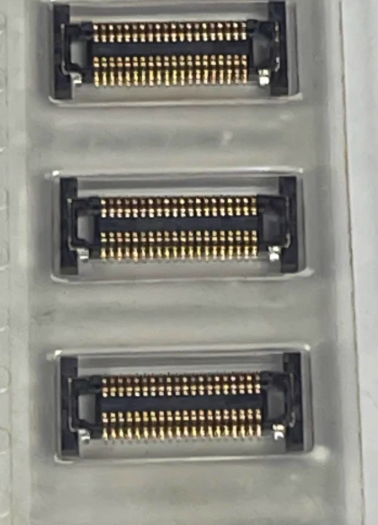 New and original Connector AA01B-S040VA1-R3000