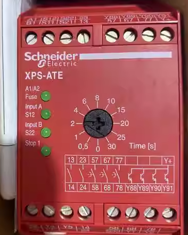 XPSATE3410 Schneider Sicherheitsrelais Neu und Original