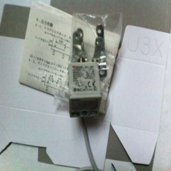 SMC ZSE40F-01-22L-M NEW