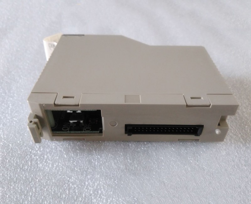 C200H-LK202-V1 LINK MODULE RS422 TERM