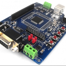32 bit RISC kernel ARM Development Board 64 KB LPC1752