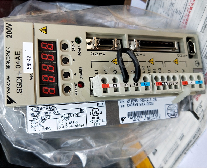 SGDH-04-AE Yaskawa servo drivers