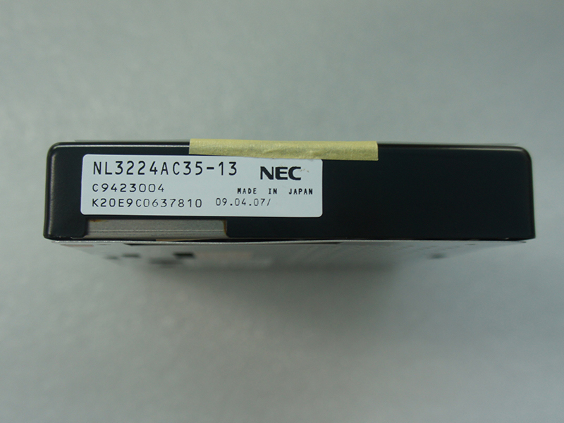 NL3224AC35-13 Farbiges 5,5-Zoll-LCD-Display mit einer QVGA-Auflösung von 320 * 240