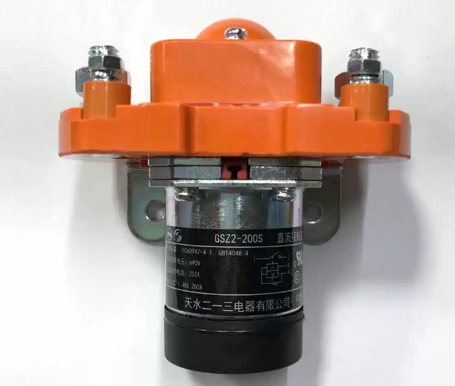 contactor USED Tianshui 213 DC contactor GSZ2-200S DC24V