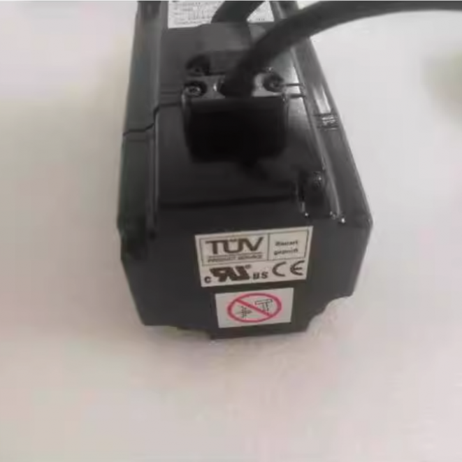 Used servo motor SGMAH-02AAA61D-0Y for Yaskawa 60 days warranty