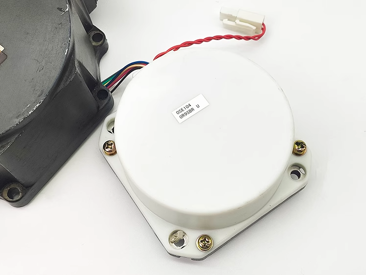 OSE104 Mitsubishi encoder in stock New and Original