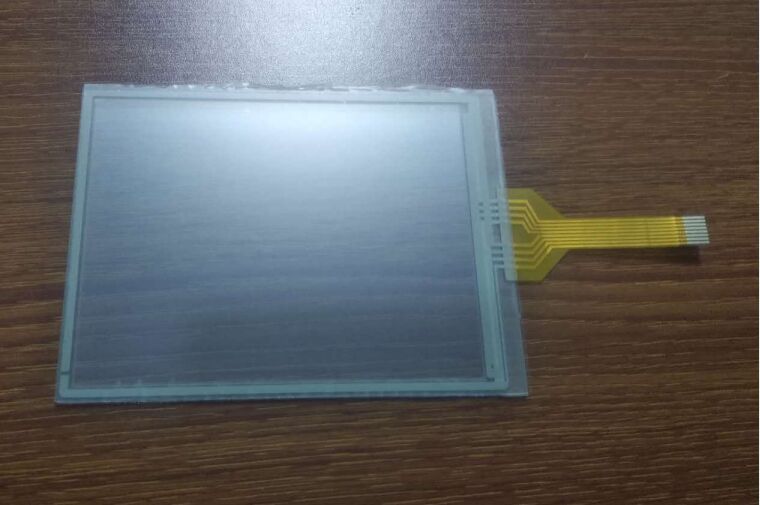 touch glas s806m10d 5,7 