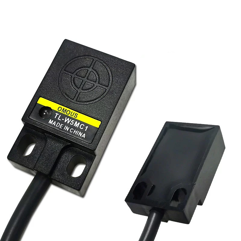 TL-W5MC1 Omron proximity switch sensor