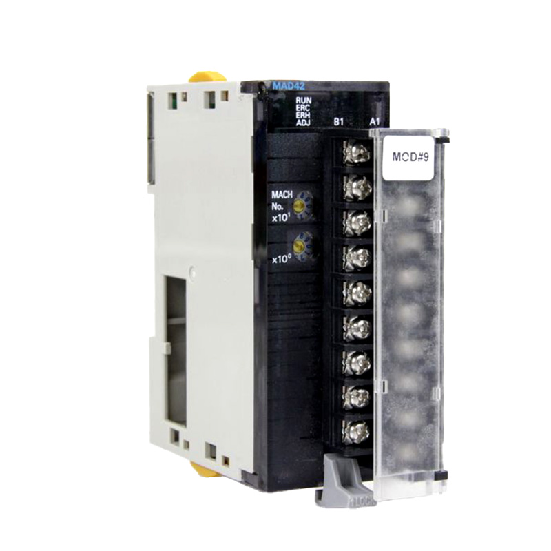 Ursprüngliches OMRON SPS-Modul CJ1W-MAD42