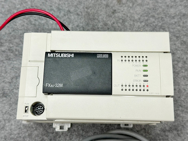 MITSUBISHI SPS FX3U-32MR-DS