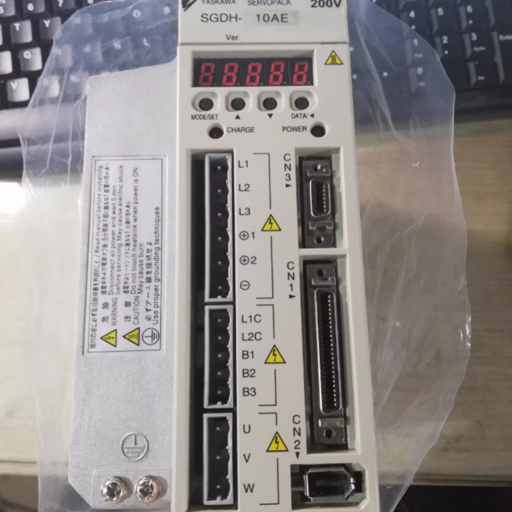 Yaskawa servo drive SGDH-10AE