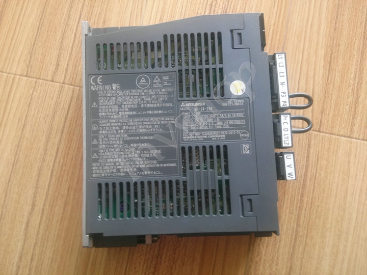 MITSUBISHI MR-J4-20B servo drives