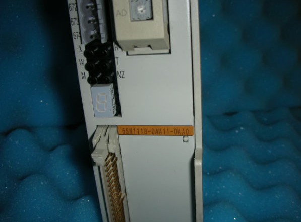 GE FANUC PLC IC693CHS391