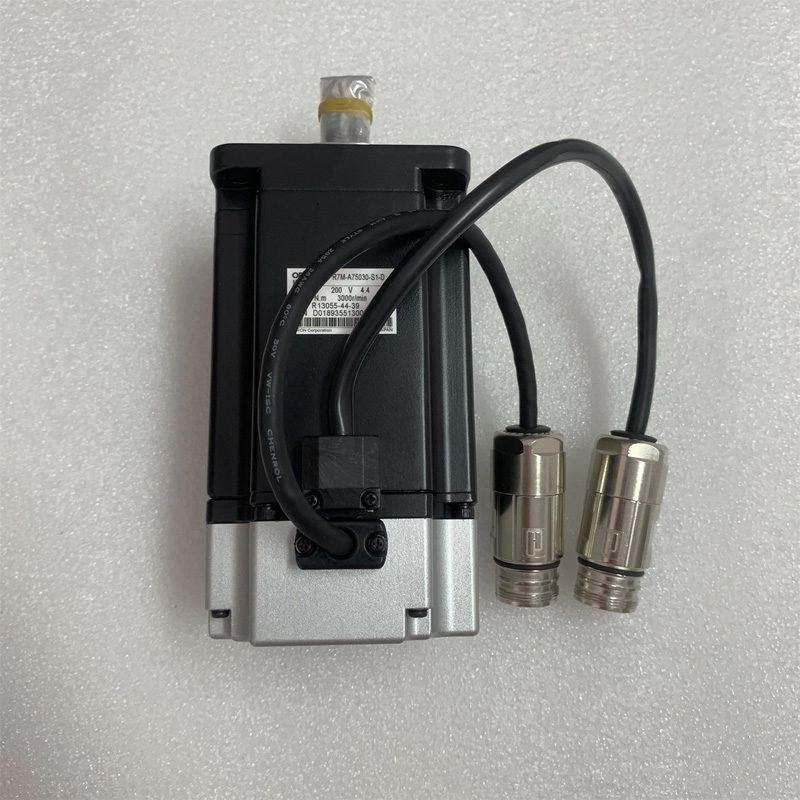 R7M-A75030-S1-D Omron servo motor New In Box