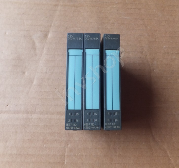 The new 4 DO6ES7 132-4BD01-0AA06ES7132-4BD01-0AA0 original color
