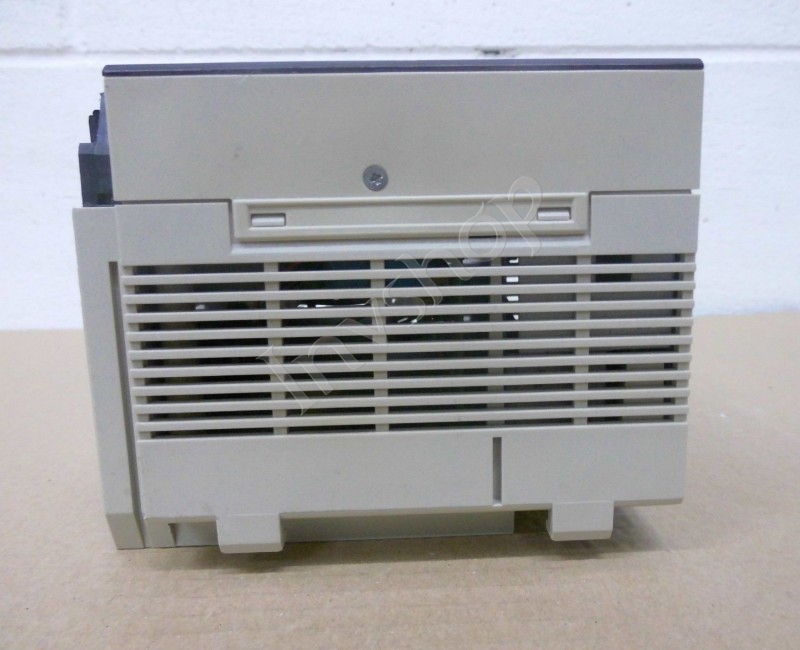 Omron original and new for genuine module C200H-PS221