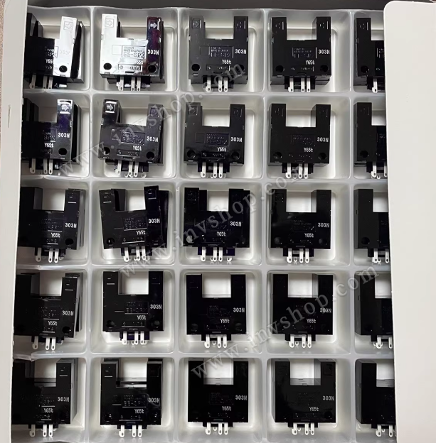 New Omron Photoelectric Switch EE-SPY301 302 311 312 401 402 411 SPY412