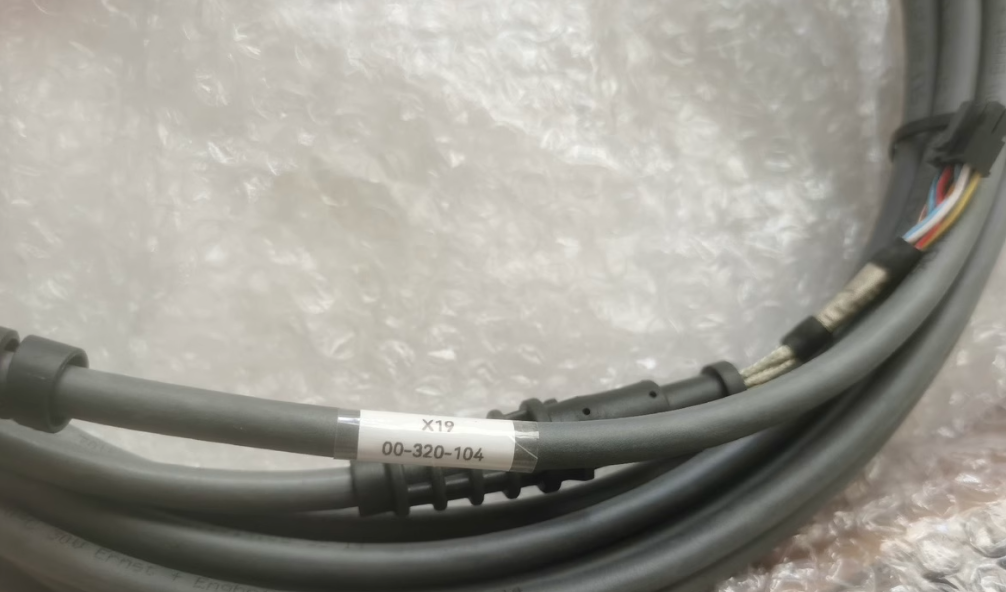 KUKA KRC4 console 10 mete（X19 00-320-104）Extension cord of demonstrator cable
